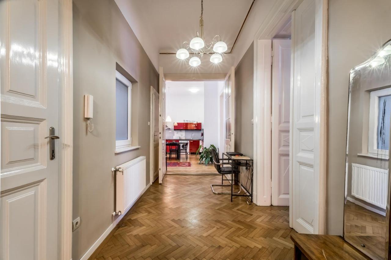 Berta - 4 Bedrooms, 3 Baths Budapeste Exterior foto